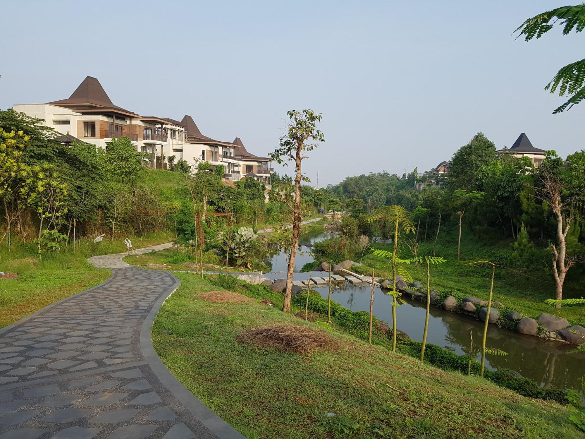 Ophelia At Vimala Hills Villa *